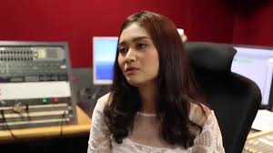 Selamat menyambut ulangtahun hari lahir, @ayda_jebat ! Ayda Jebat Cakap I Love You Dekat Radin Era Dalam Permainan Teka Gaya By Cik Bedah