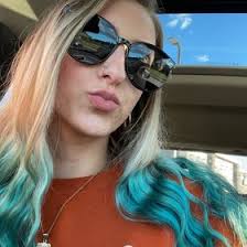 Kelli Deen (kellianne014)