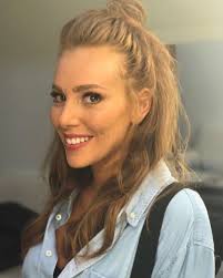 Check spelling or type a new query. Estetiksiz Hali Sosyal Medyayi Salladi