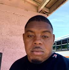 Coleman Len Len (@allen.gutteirrez) • Facebook