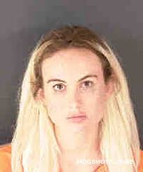 Lexi Dills's Instagram, Twitter & Facebook