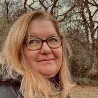 Georgina Gates's Instagram, Twitter & Facebook