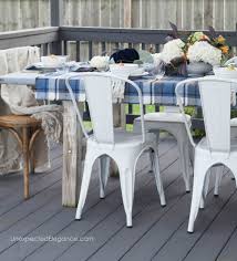 This could be included at a morning, afternoon, or evening gathering because after all, hot chocolate is delicious any time of day. Fall Outdoor Dinner Party Tips Unexpected Elegance
