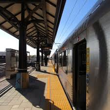 Subsidiary created in 1960, a firm that in the late 1970s was the largest storefront gold retailer and later went into bankruptcy in the 1980s. A Guide To The Gold Line Curbed La