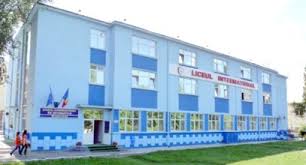 La Liceul De InformaticÄƒ Elevii Dau SpagÄƒ Cate 50 De Euro De ProbÄƒ
