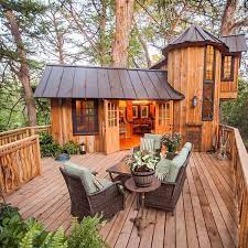 Whether it's a home studio for hobbies or a home office for work, summerwood's backyard office and home studios will add value to your home. 10 Tiny Houses Where The Yard Steals The Show