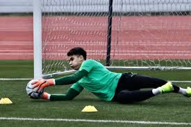 Dalam virtual meeting tersebut, indonesia, vietnam, uea, thailand, malaysia, dan beberapa negara asia lainnya, mengusulkan beberapa hal. Nadeo Cedera Jelang Timnas Indonesia Vs Thailand Siapa Kiper Skuad Garuda Okezone Bola