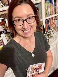 Meet Marcie who works in finance as a Controller. Thank you for all your  hard work and keep smiling. ❤️