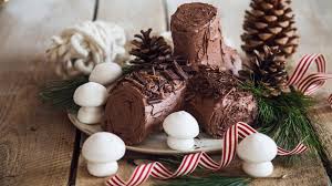 We have lotsof non traditional christmas dinner ideas for anyone to select. 15 Unique Holiday Foods From Around The World