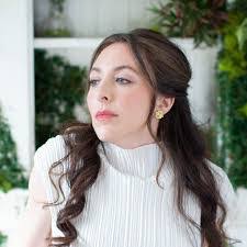 Ali Blake's Instagram, Twitter & Facebook