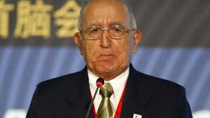 El 'histórico' Rosales del Toro deja la vicepresidencia para encargarse del  desarrollo de la moringa