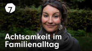 Experteninterview mit Familientherapeutin Anne: "Kinder brauchen keine  perfekten Eltern"