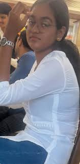 Yer dahs party piece is opening bottles with his bum cheeks.