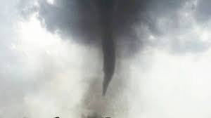 The windstorm is often referred to as a twister, whirlwind or cyclone. V Alabame Radilo Silne Tornado Vyzadalo Si Nejmene 23 Mrtvych Denik Cz