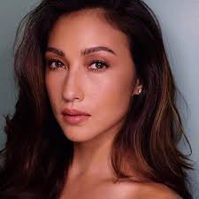 I started out in fashion design and makeup artistry, but one thing lead to another, and now you can find me in soap operas and movies. Solenn Heussaff It S A Girl Thing