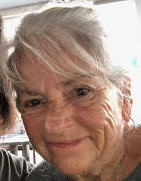 Amy Troy's Instagram, Twitter & Facebook