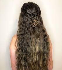 Styling the hair is probably the biggest deal and you will require a professional stylist for making the hair look exactly like the one in the picture below. 5 Flower Braid Hair Ideas And Easy Tutorial In Step By Step Pics