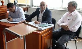 Titanik 3 Perplasje Verbale Ne Gjykate Kotatsu Table Sale Kotatsu