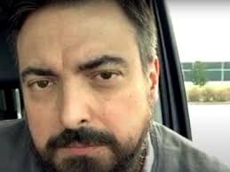 Zabawa w chowanego nowy film Sekielskiego Archives