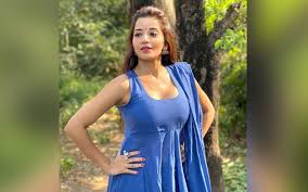 With julia roberts, kirsten dunst, julia stiles, maggie gyllenhaal. Bigg Boss 14 Former Bb 10 Contestant Monalisa To Enter The House For This Special Reason