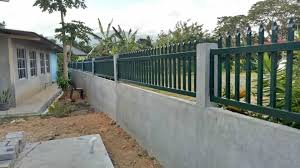 Berikut ini beberap amodel pagar besi yang dapat anda jadikan referensi dalam menentukan mana yang. Pagar Rumah Simple Tp Besi Rns Grill Fabrication Facebook