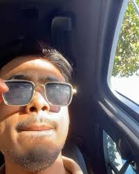 Living in the past or my kisses 💋?