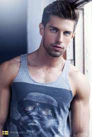 Pin By Henry On Maskulin Definitions Mens Hairstyles Thick Hair Straight Hairstyles Handsome Men