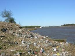 En este curso, daremos una mirada al recorrido que hacen el agua, la sal de mesa, los ácidos y las bases en nuestro cuerpo, para conocer su funcionamiento e importancia. Curso De Posgrado Sobre Agua Y Salud
