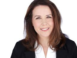 Kara Skinner's Instagram, Twitter & Facebook