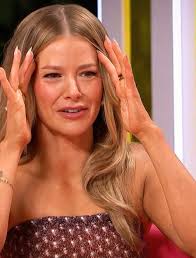 90 Day Fiancé: Deavan & Topher Dating 'Much Longer Than People Assume'