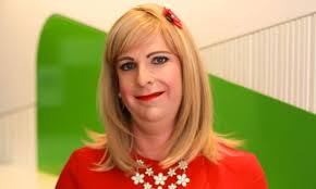 Die Geschäftsfrau im Mann