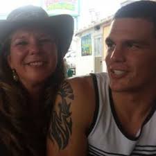 Kristy hodson (@krstybrat)