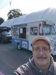 Ice cream truck booking for events in Hackettstown