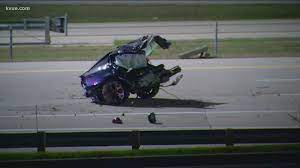 Police identify 2 killed in northeast Austin crash on U.S. 290 | kvue.com