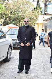 Sanjay Dutt On Kalank Navy Suit Pink Shirt Bollywood Pictures Bollywood Fashion