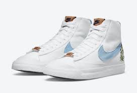 If ever there was a shoe with serious history, it's the nike blazer. Nike Blazer Mid 77 Indigo Dc9265 100 Release Date Sbd