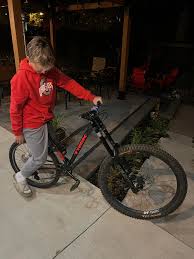 Marshall putting the dual crown fork