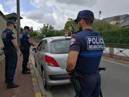 Putovanje će biti lako i ugodno ako se unaprijed rezervirate na planetofhotels.com. Maisons Laffitte La Police Municipale Cree Une Nouvelle Brigade