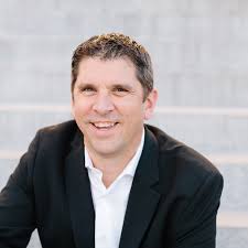 Juri Groenland, Luxe Group, SC