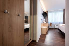 Wie rutschig sind die gelben dinger tatsächlich? Hotel Achim Buchen Best Western Hotel Achim Bremen
