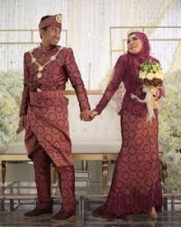 16 Inspirasi Baju Kahwin Songket Yang Confirm Anda Berkenan Pesona Pengantin