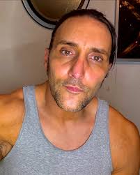 Selfie Sunday dump for ya