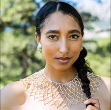 Registration is now open for Friends and Family Photo Studio! This year,  you can choose from seven stunning museum backdrops—including two brand-new  locations inside Carnegie Museum of Natural History: Kamin Hall of