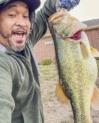Got a 4 lb, a 3 lb and then a bunch of small ones. Water still in the 50's  in north Texas. This was caught