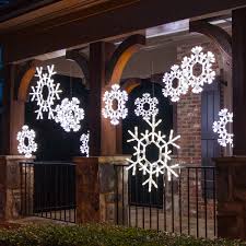Outdoor christmas porch railing decorations. Outdoor Christmas Decorating Ideas Yard Envy