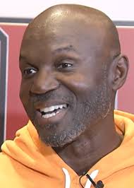 Bucs Defense Had 25 Plays Sunday Where Lavonte David Was Only Linebacker On  The Field