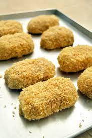 Remove the potatoes from the heat and drain the water completely. Beef Croquettes Jaja Bakes Jajabakes Com