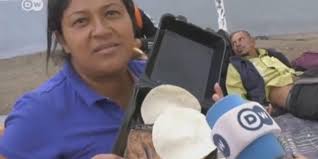 Migrante que se quejó de plato de frijoles, enviada a clases de control de  ira