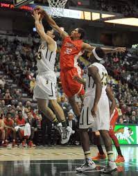 Rob Poole Siena Men S Basketball Rob Poole Can T Get Around Cornell S Shonn Miller During Their Men Sports Photos Sports Mens Basketball