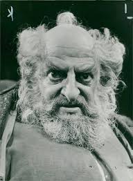 Amazon.com: Vintage photo of Hugh Griffith Welsh film actor : כל דבר אחר